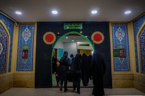 تصاویر/ شب چهارم محرم به میزبانی هیئت انصارولایت یزد در مدرسه علمیه کاظمیه