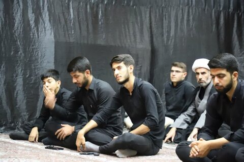 تصاویر/ مراسم عزاداری دهه اول محرم در مدرسه علمیه امام باقر (ع) کامیاران