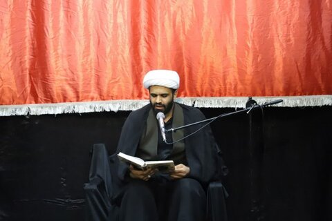 تصاویر/ مراسم عزاداری دهه اول محرم در مدرسه علمیه امام باقر (ع) کامیاران