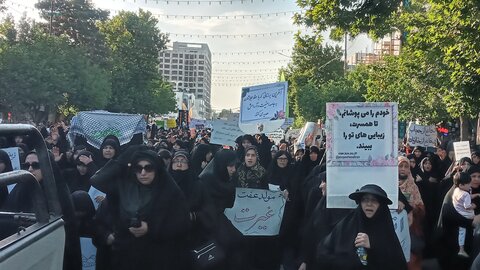 تصاویر راهپیمایی روز ملی عفاف و حجاب در مشهد