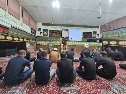 تصاویر/مراسم عزاداری محرم در هیئت حضرت علی اصغر (ع) با سخنرانی حجت الاسلام و المسلمین پورذهبی