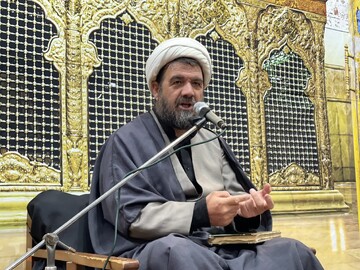 تصاویر/ روز پنجم عزاداری و سینه زنی عاشقان حسینی در مرند