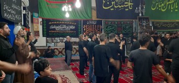 تصاویر/ حضور امام جمعه شهرستان پارس آباد در جمع عزاداران حسینی