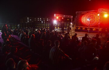 تصاویر/ حضور نماینده ولی فقیه در فارس در جمع عزاداران حسینی هیئات مختلف شهر صدرا و شهرک گلستان