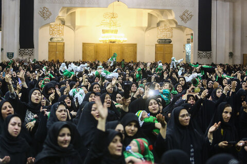تعاطف نساء مدينة قم مع السيدة رباب زوجة الامام الحسين (ع) في مرقد السيدة فاطمة المعصومة (ع)