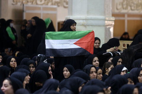 تعاطف نساء مدينة قم مع السيدة رباب زوجة الامام الحسين (ع) في مرقد السيدة فاطمة المعصومة (ع)