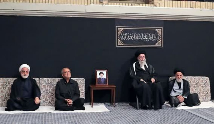 اقامة الليلة الأولى من مراسم العزاء الحسيني بحضور قائد الثورة الاسلامية اقامة الليلة الأولى من مراسم العزاء الحسيني بحضور قائد الثورة الاسلامية