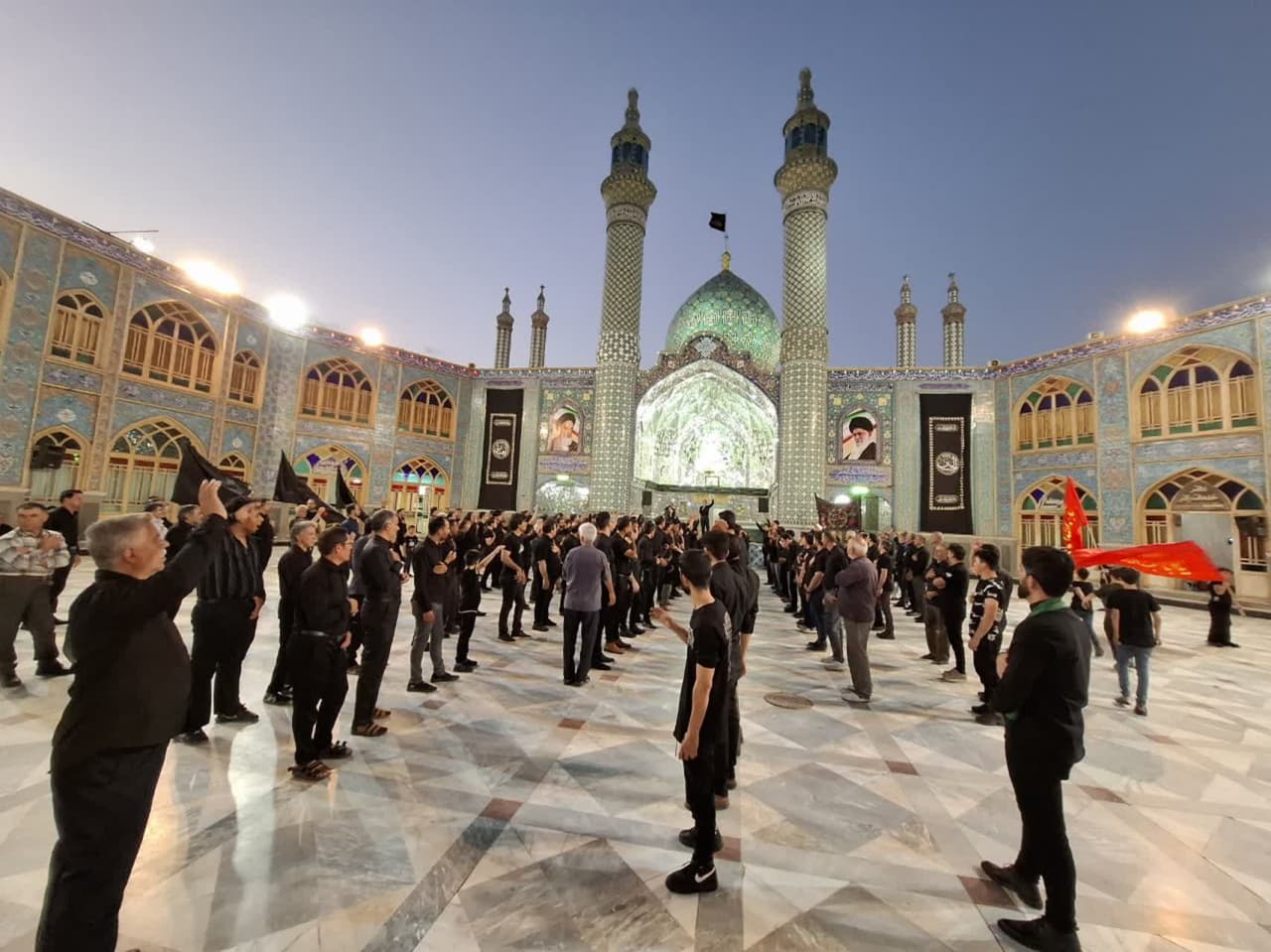 فیلم | عزاداری هیئت متحده محمدی آران و بیدگل در آستان مقدس هلال بن علی(ع)