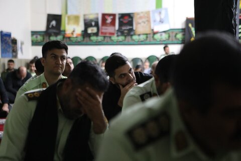 تصاویر مراسم عزاداری سالار شهیدان در جمع نیروهای انتظامی با حضور نماینده ولی فقیه در لرستان
