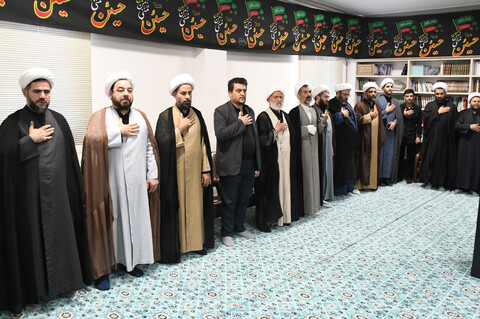 تصاویر/  مراسم سوگواری روز تاسوعای حسینی با حضور علماء و روحانیون در دفتر نماینده ولی فقیه در آذربایجان غربی