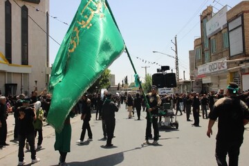 تصاویر/ عزاداری مردم تکاب در عاشورا