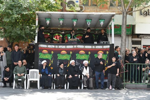 تصاویر/ عزاداری خیابانی مردم ارومیه در روز عاشورای حسینی