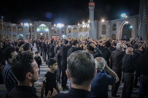 تصاویر/عزاداری هیات مذهبی در روز دهم محرم«عاشورای حسینی» در حرم حضرت محمد هلال بن علی(ع)