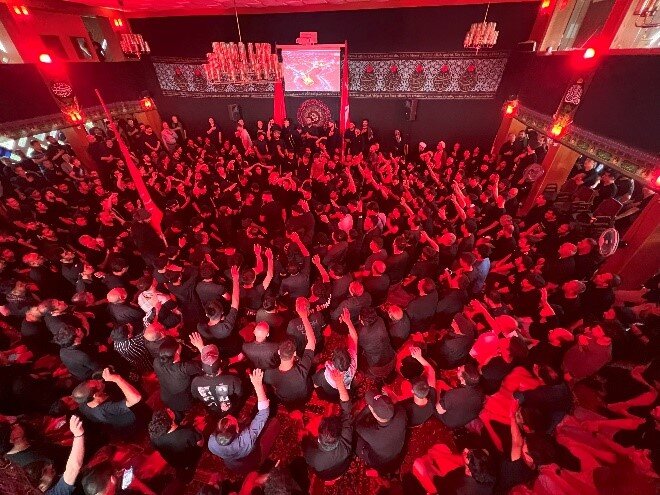 برگزاری مراسم عزاداری ظهر عاشورا در مرکز اسلامی هامبورگ + تصویر