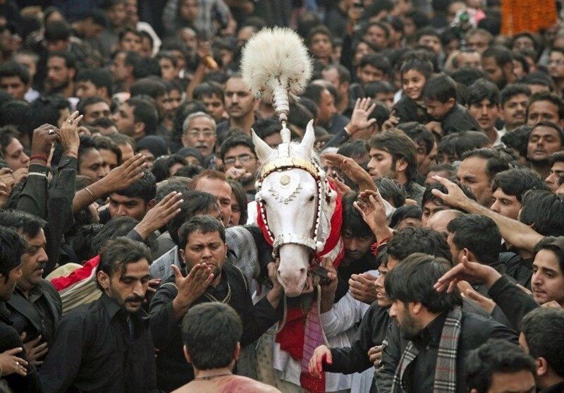 پاکستان بھر میں 10 محرم الحرام کے جلوس برآمد / مجالس و عزاداری کا سلسلہ جاری