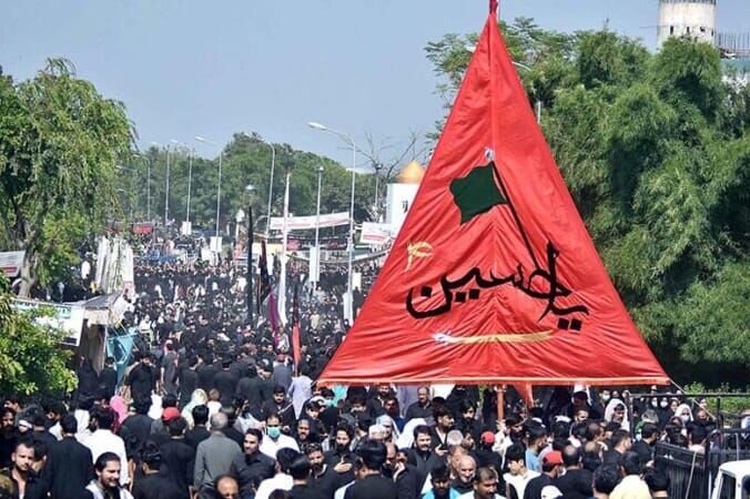 پاکستان بھر میں 10 محرم الحرام کے جلوس برآمد / مجالس و عزاداری کا سلسلہ جاری