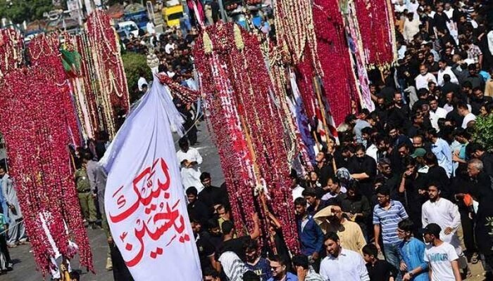 پاکستان بھر میں 10 محرم الحرام کے جلوس برآمد / مجالس و عزاداری کا سلسلہ جاری
