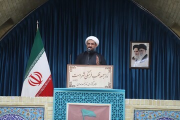 از پدیده شوم تقدم رابطه‌ها بر ضابطه‌ها و حزب بازی بر شایستگی پرهیز شود