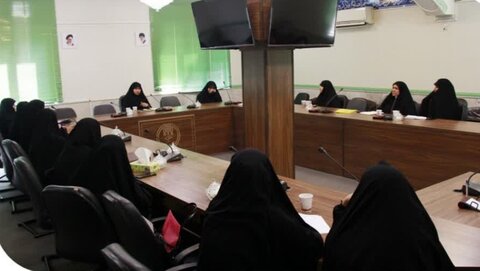 اولین دوره استانی تربیت مربی عفاف و حجاب در استان قزوین