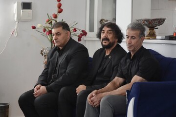 تصاویر/ اهدای مدال مسابقات پرورش اندام پیشکسوتان کشور به خانواده شهید سعیدی امین
