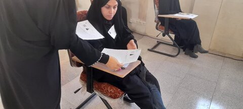 تصاویر/برگزاری آزمون ورودی سطح دو در مدرسه علمیه فاطمة الزهرا (س) ساوه