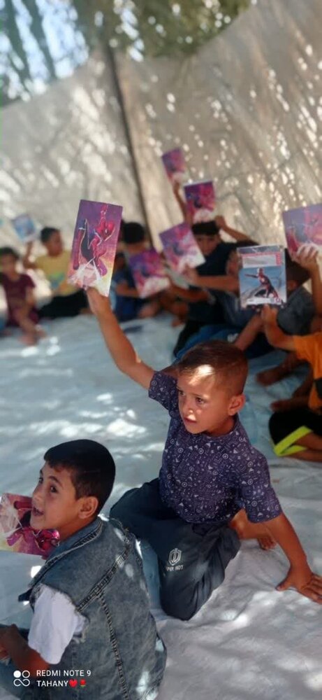 تحصیل در زیر بمباران ؛ نمادی از اراده کودکان فلسطینی برای پیروزی + عکس