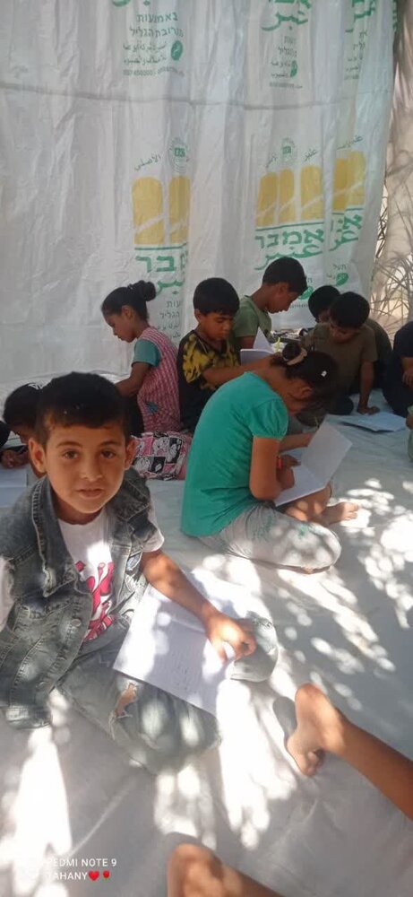 تحصیل در زیر بمباران ؛ نمادی از اراده کودکان فلسطینی برای پیروزی + عکس