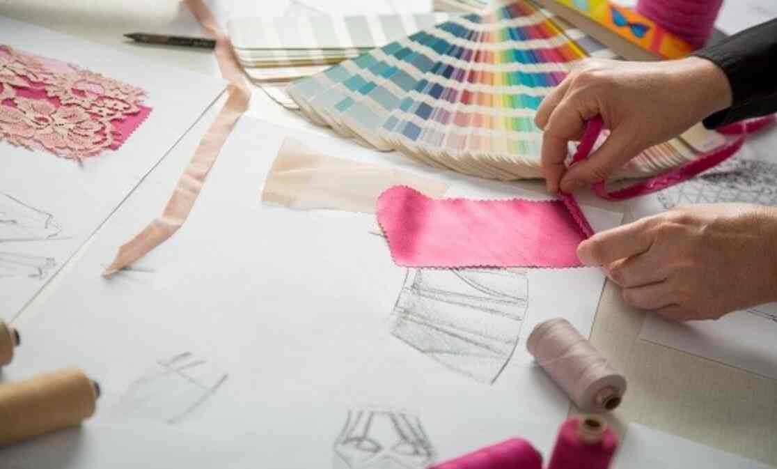 Concevoir des vêtements pour femmes
