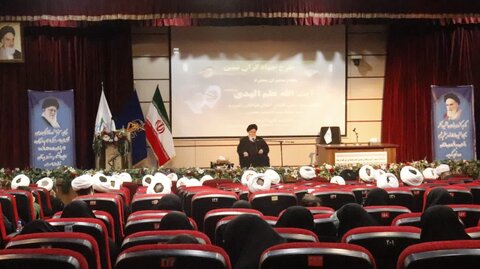 تصاویر// دومین روز از طرح جهادگران تبیین ویژه حوزویان در مشهد