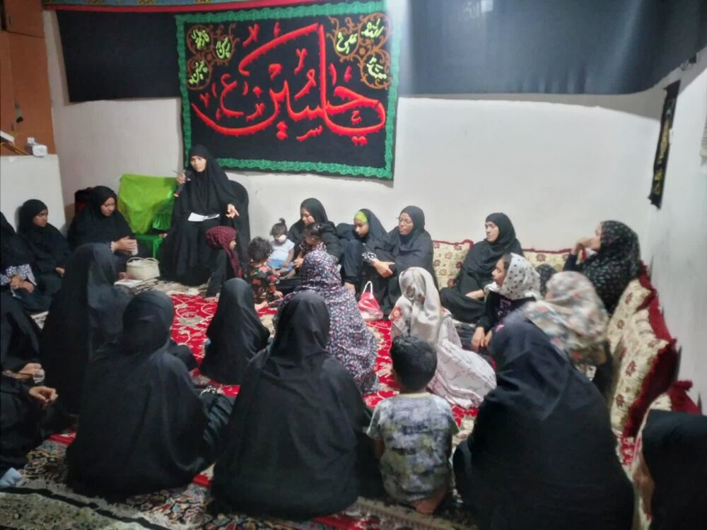 شعور حسینی جامع عمل پوشاندن به دستورات دین اسلام است + عکس