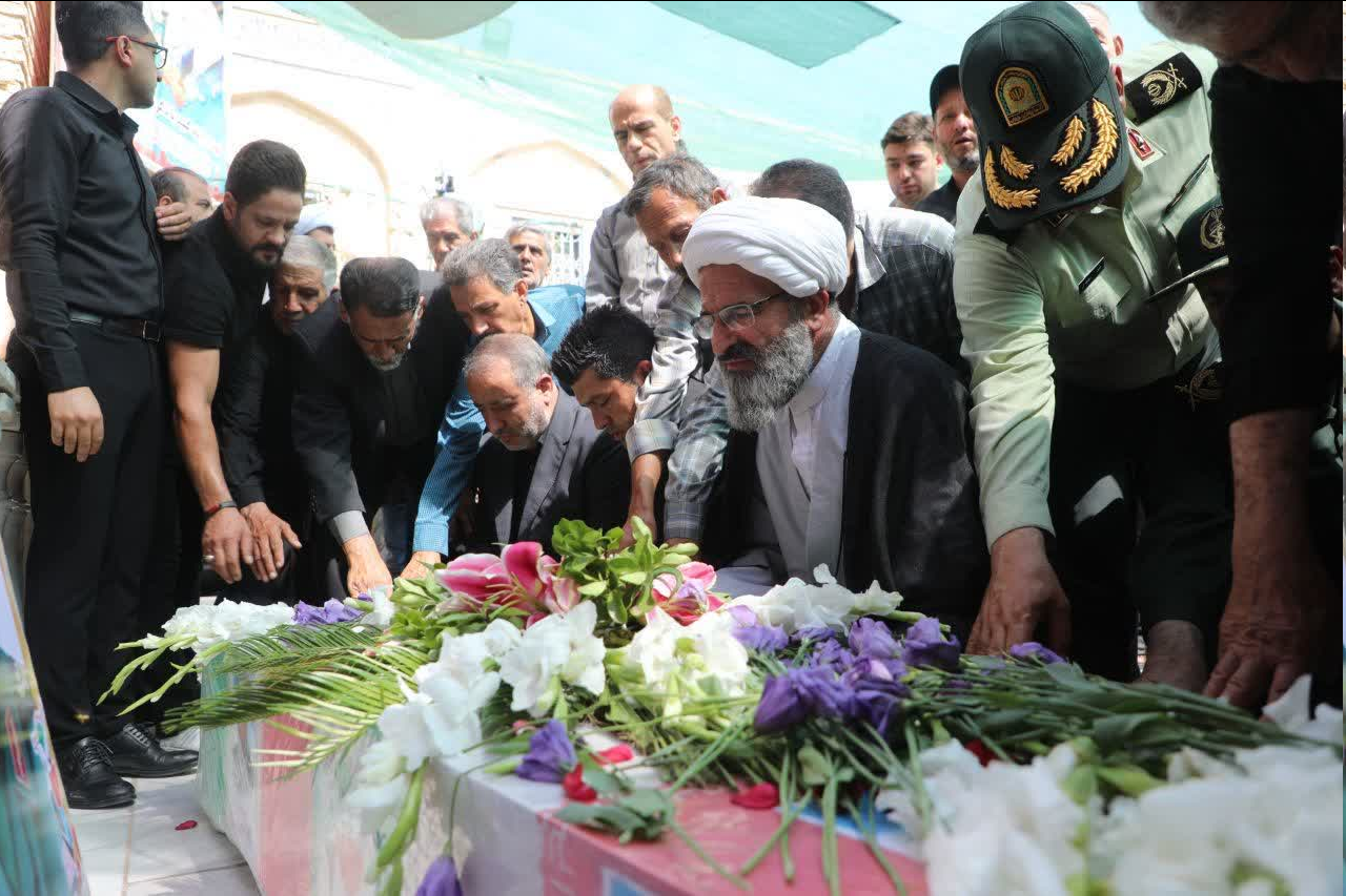 مراسم تشییع و تدفین پیکر شهید والامقام سردار «ناصر طحانی» برگزار شد + عکس