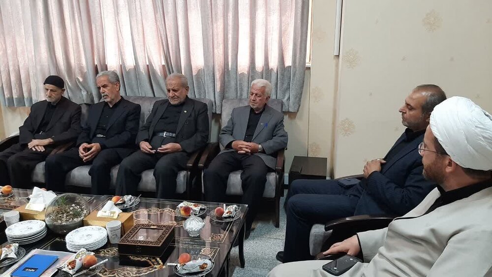 نشست اعضاء شورای هیات مذهبی همدان با مدیر کل تبلیغات اسلامی استان