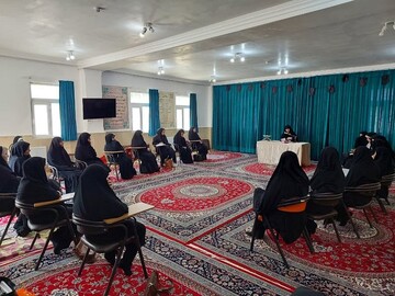 بانوی طلبه تمدن‌ساز سرنوشت جامعه را تغییر می‌دهد