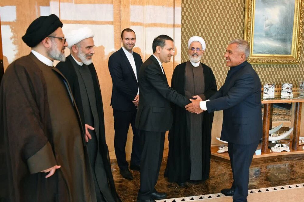 دیدارآیت الله اعرافی با رئیس جمهور تاتارستان