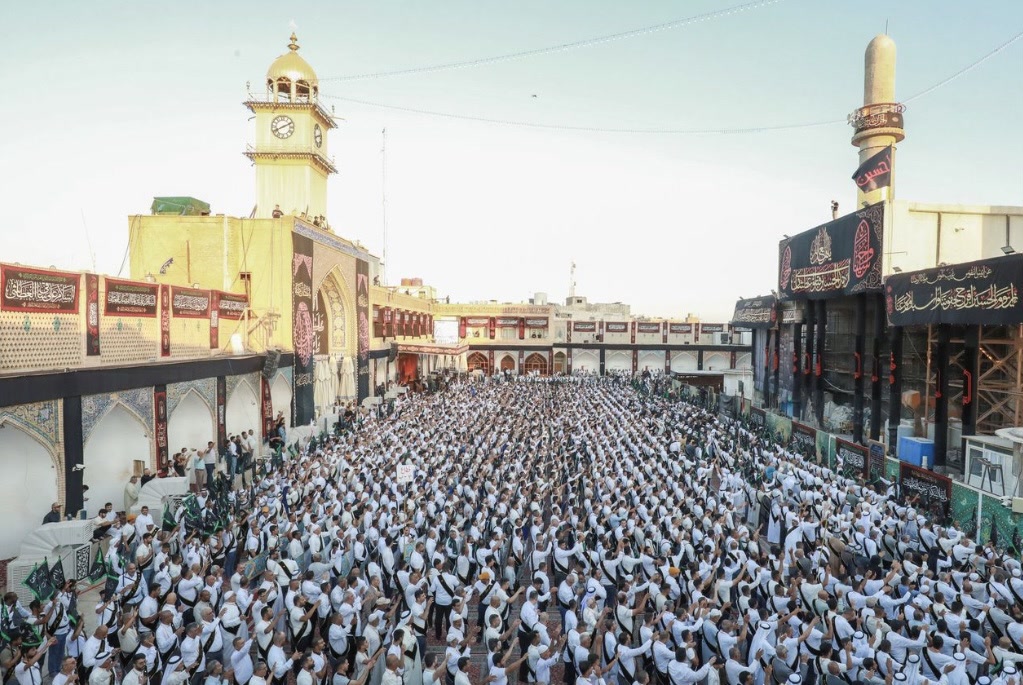 سامرا سے اربعین واک کا آغاز ، انجمن ’بنی عامر‘ کربلا کی جانب پیدل روانہ