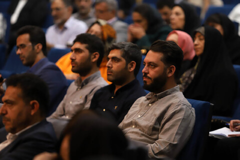 تصاویر / اولین همایش مجمع خیرین اشتغال و کار آفرین استان همدان