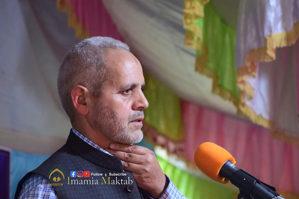 इमाम हुसैन (अ) का क़याम अम्रर बिल मारूफ़ व नही अज़ मुनकर के लिए था इमाम हुसैन (अ) का क़याम अम्रर बिल मारूफ़ व नही अज़ मुनकर के लिए था