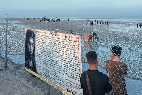 مسيرة زوار الأربعينية مشيا على الأقدام من رأس البيشة إلى كربلاء