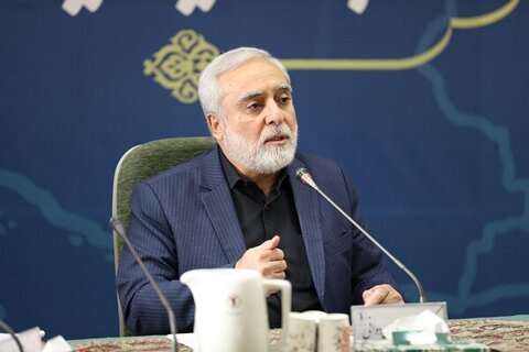 رئیس بنیاد ایران‌شناسی