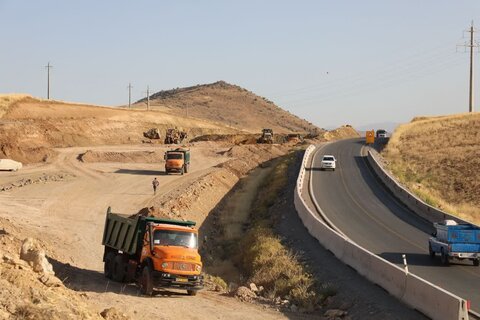 تصاویر/ بازدید  استاندار آذربایجان‌غربی از روند آماده سازی زیر ساخت های تردد زائرین اربعین حسینی در مسیر ارومیه تا مرز تمرچین