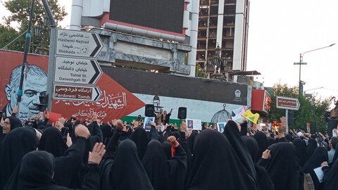 تصاویر//راهپیمایی دانشجویی و مردمی در اعتراض به اقدامات رژیم صهیونیستی درمشهد