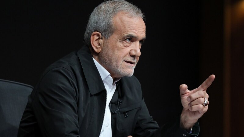 খুব শিগগিরই ইহুদিবাদী শাসকদের শাস্তি দেওয়া হবে বলে মন্তব্য করেছেন ইরানের প্রেসিডেন্ট ডঃ মাসুদ পেজেশকিয়ান