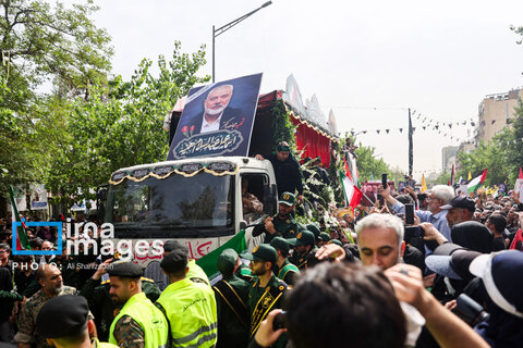 photos/La cérémonie funéraire du martyr Ismail Haniyeh à Téhéran