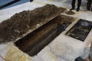 تشییع پیکر شهید حجتالاسلام ادیب در لاهیجان+ تصاویر