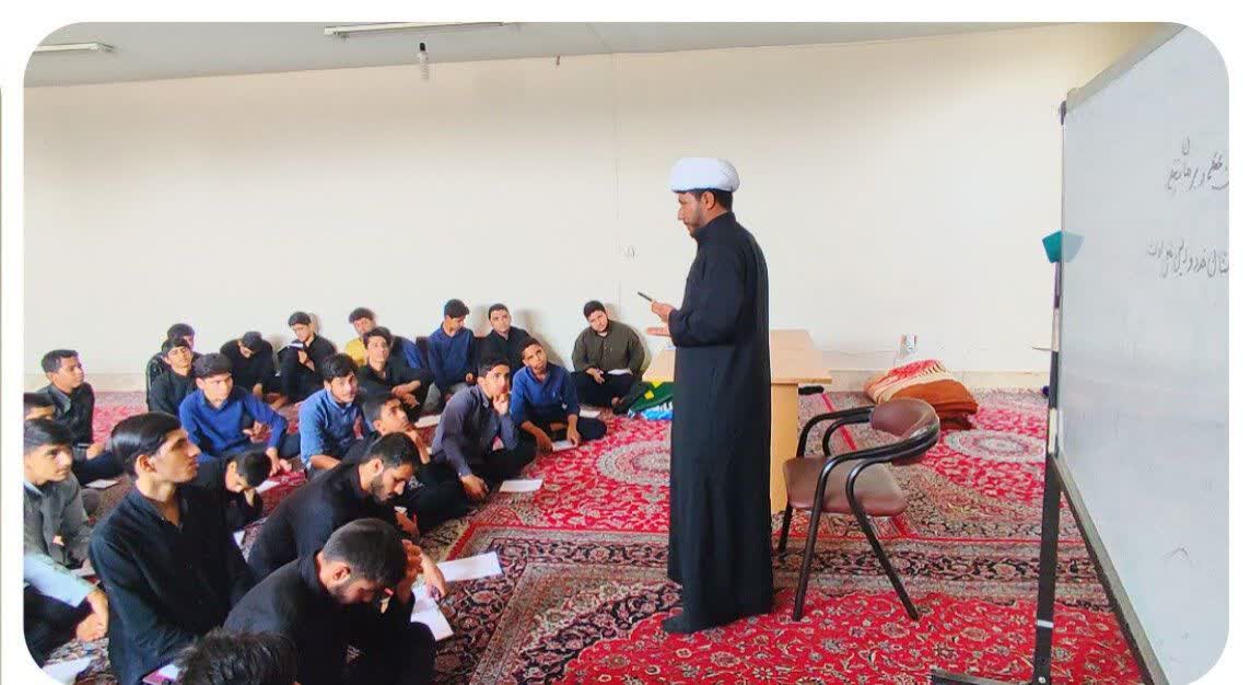 برگزاری دوره پژوهشی تابستانه مدرسه علمیه حضرت امیرالمومنین(ع) سندرک در اصفهان