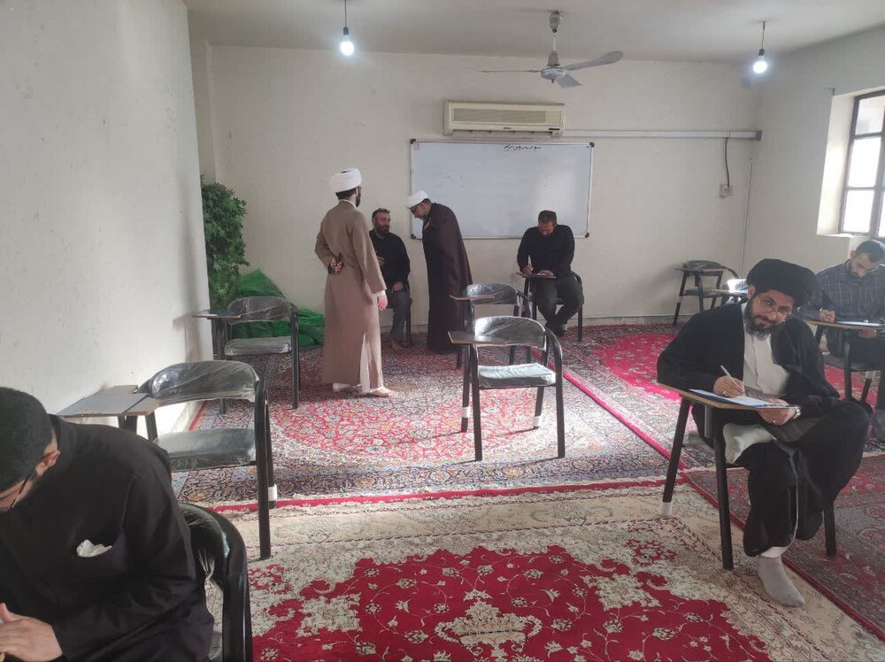 پایان برگزاری امتحانات طلاب غیرحضوری حوزه علمیه خوزستان+ عکس