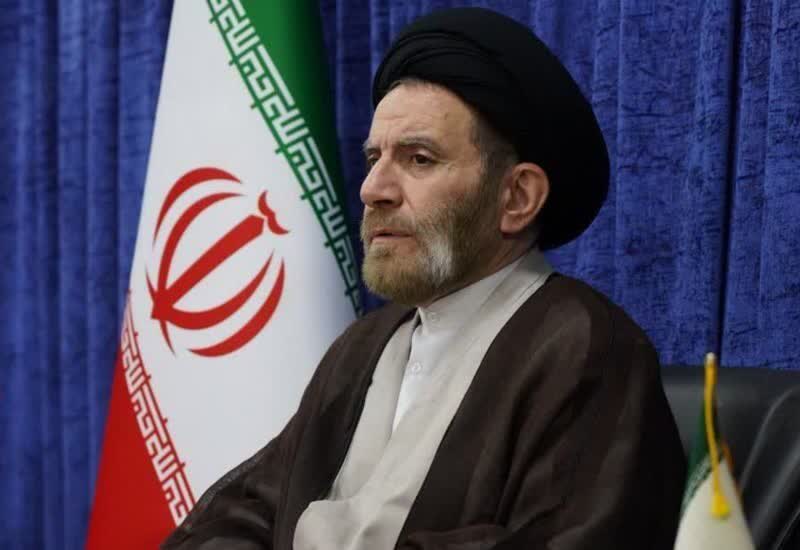 توسعه و پیشرفت تنها با تکیه بر روحیه انقلابی و جهادی امکان‌پذیر است