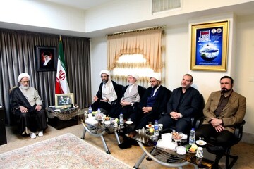 تصاویر/ دیدار مدیر حوزه‌های علمیه خواهران کشور با امام‌ جمعه کرمانشاه