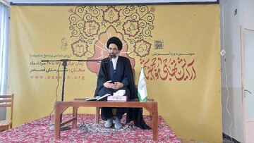 آثار شهید مطهری باشد  پاسخگوی ۹۰ درصد از شبهات امروز است