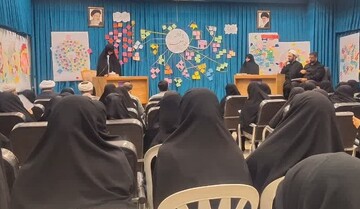 ارزیابی فعالیت گروه‌های شرکت‌کننده در رویداد «آینده پژوهی مدیران جامعة الزهرا سلام‌الله‌علیها»